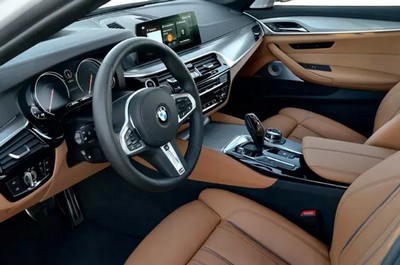 Интерьер BMW 5