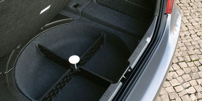багажный отсек BMW 5 Series Sedan (E60) 2007–10