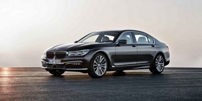 Производство BMW 7 остановят на год