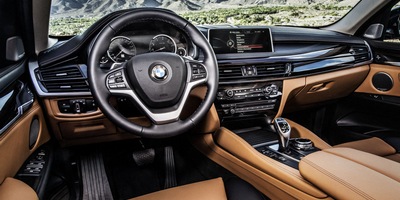 BMW обещает несколько видов отделки салона и кузова X6