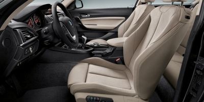 Новые варианты отделки салона BMW 1 2015